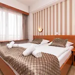 Neboder Hotel 3*