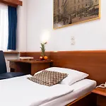 Neboder Hotel