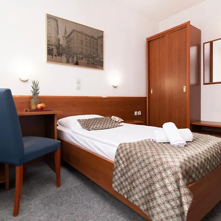 Neboder 3* Rijeka