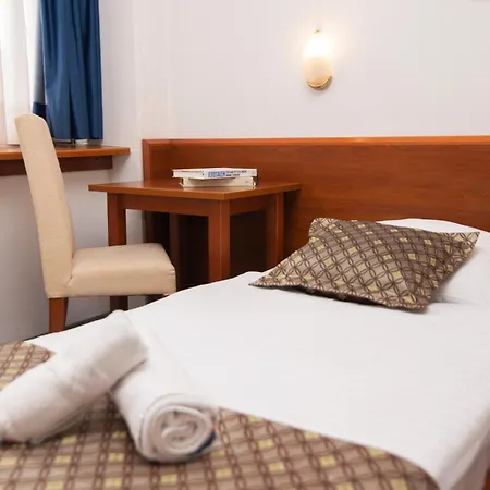 Hotel Neboder