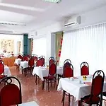 Hotel Neboder