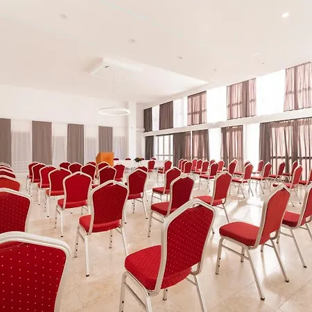 Hotel Neboder 3*