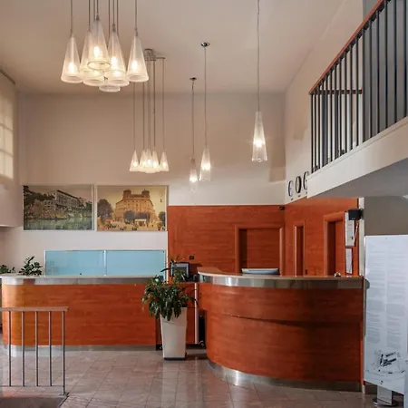 Neboder Otel 3*